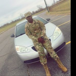 Meet your Posher, Christopher